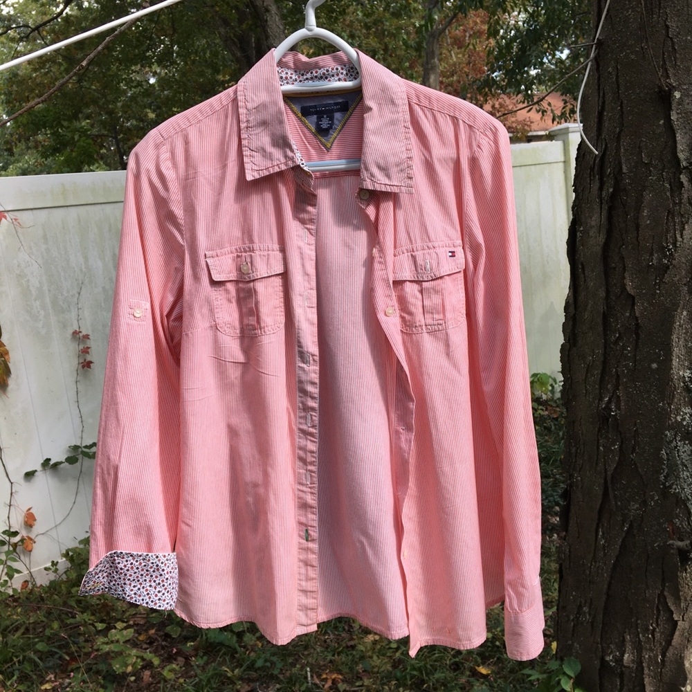 Tommy Hilfiger pink button down-M